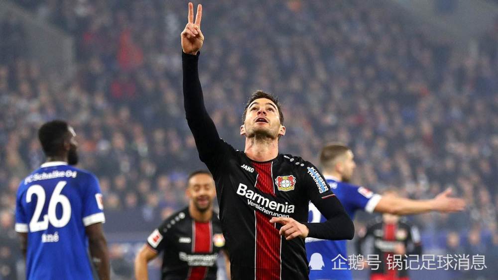 勒沃库森锋线火力全开,德甲金靴之争愈演愈烈  勒沃库森锋线火力全开,德甲金靴之争愈演愈烈